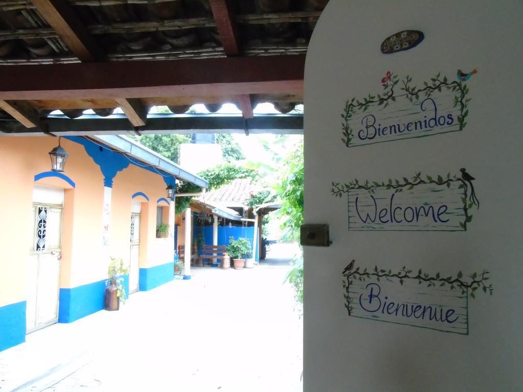Hostal Casa Vieja Чикимула Экстерьер фото