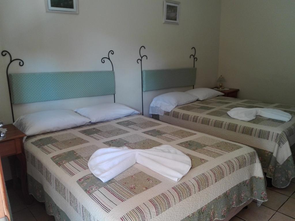 Hostal Casa Vieja Чикимула Экстерьер фото