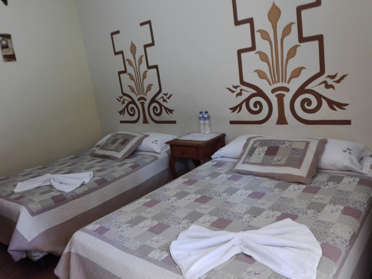 Hostal Casa Vieja Чикимула Экстерьер фото